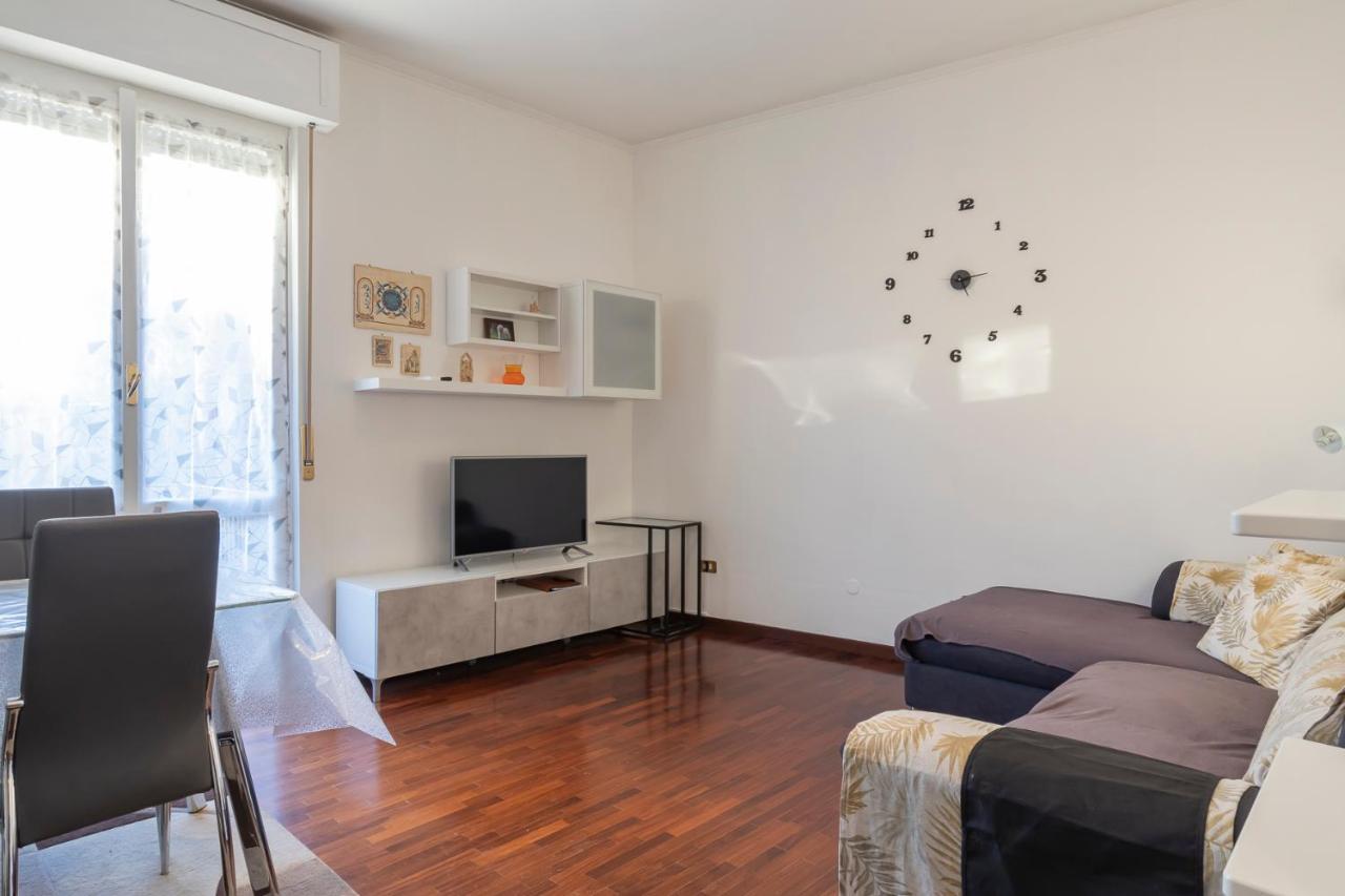 Casa Samy - Sesto Sg A Due Passi Da Sesto Rondo - Battisti Apartment เซสโต ซานโจวันนี ภายนอก รูปภาพ